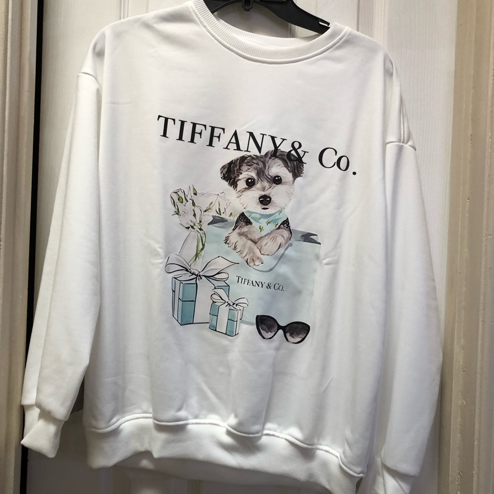 White XL Crew Neck Top